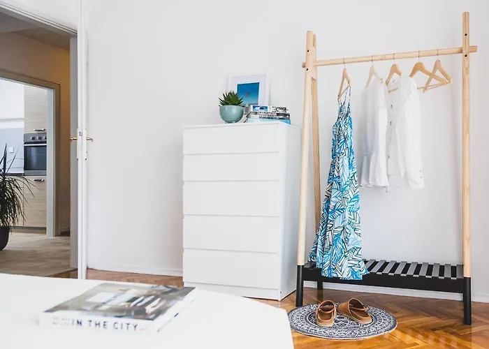 Sea La Vie Apartment *